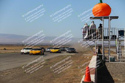 media/Oct-15-2023-CalClub SCCA (Sun) [[64237f672e]]/Around the Pits/